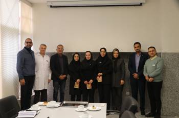 قدردانی از تلاشگران حوزه‌های منابع انسانی و علوم آزمایشگاهی