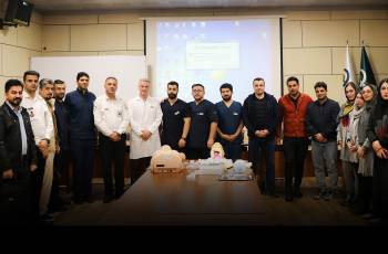 ارتقای دانش تخصصی نجات جان بیماران؛ دوره جامع CPR با گایدلاین 2025 در بیمارستان خیریه امید برگزار شد